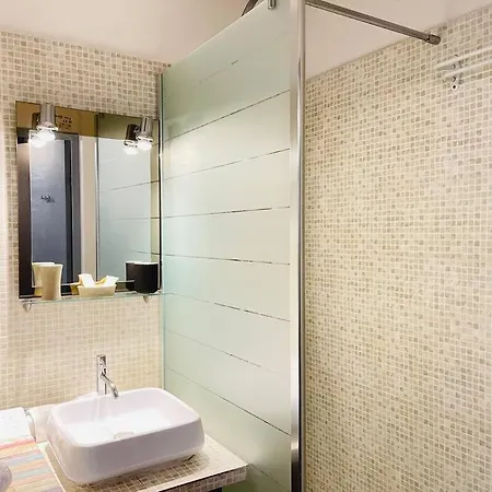 Les Estivales Yourhosthelper Appartement *